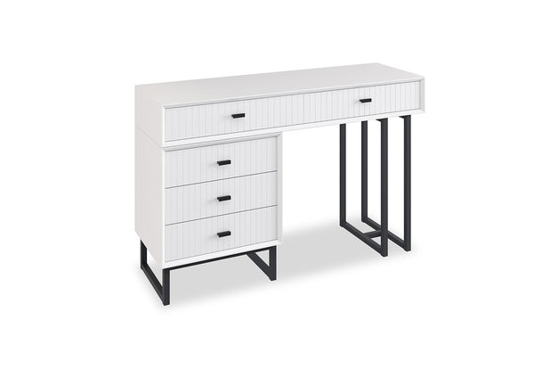 Amaya Dresser