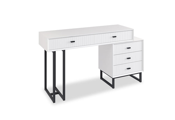 Amaya Dresser
