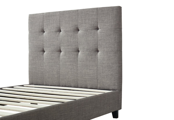 Mia Bed